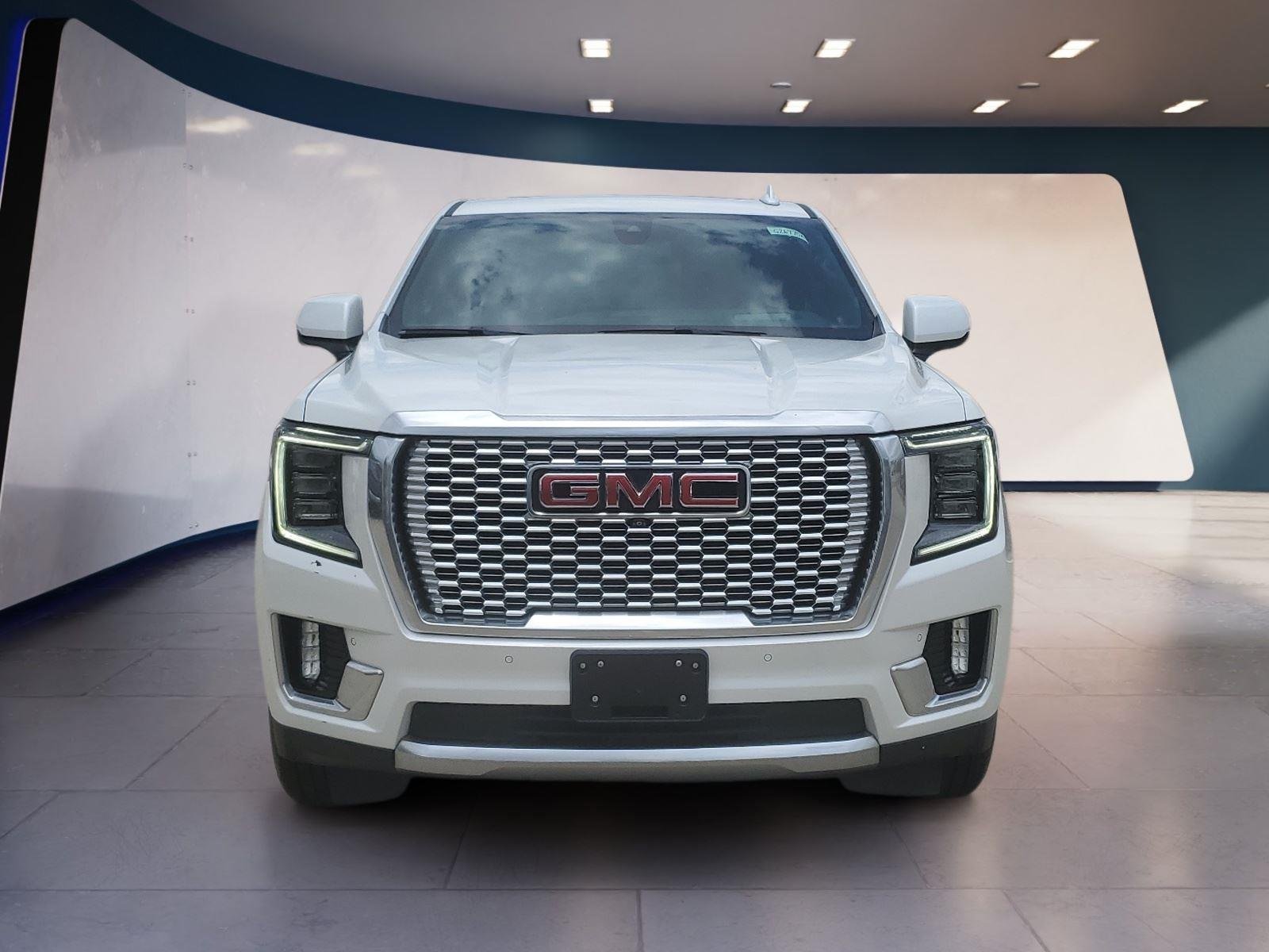 2022 GMC Yukon XL Denali - Photo 8