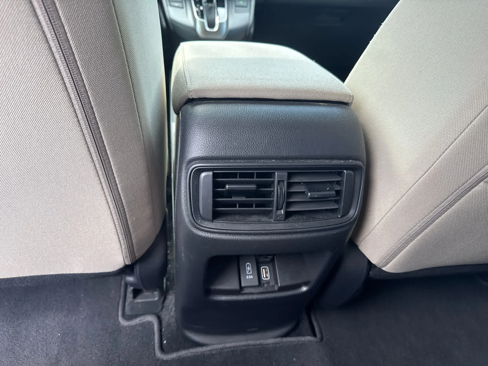 Used 2018 White Diamond Pearl Honda EX image 18