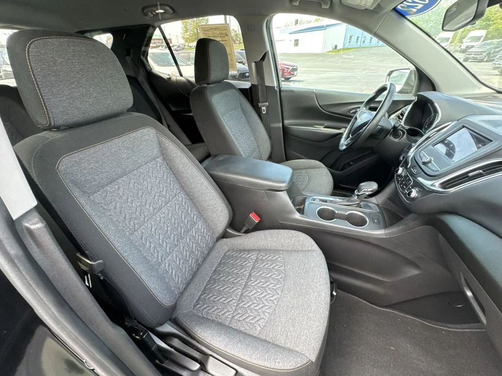 Used 2022 Black Chevrolet LT image 24