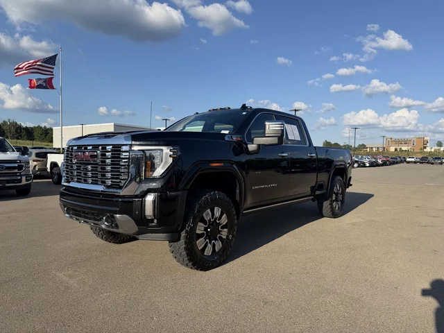 2025 GMC Sierra 2500HD Denali