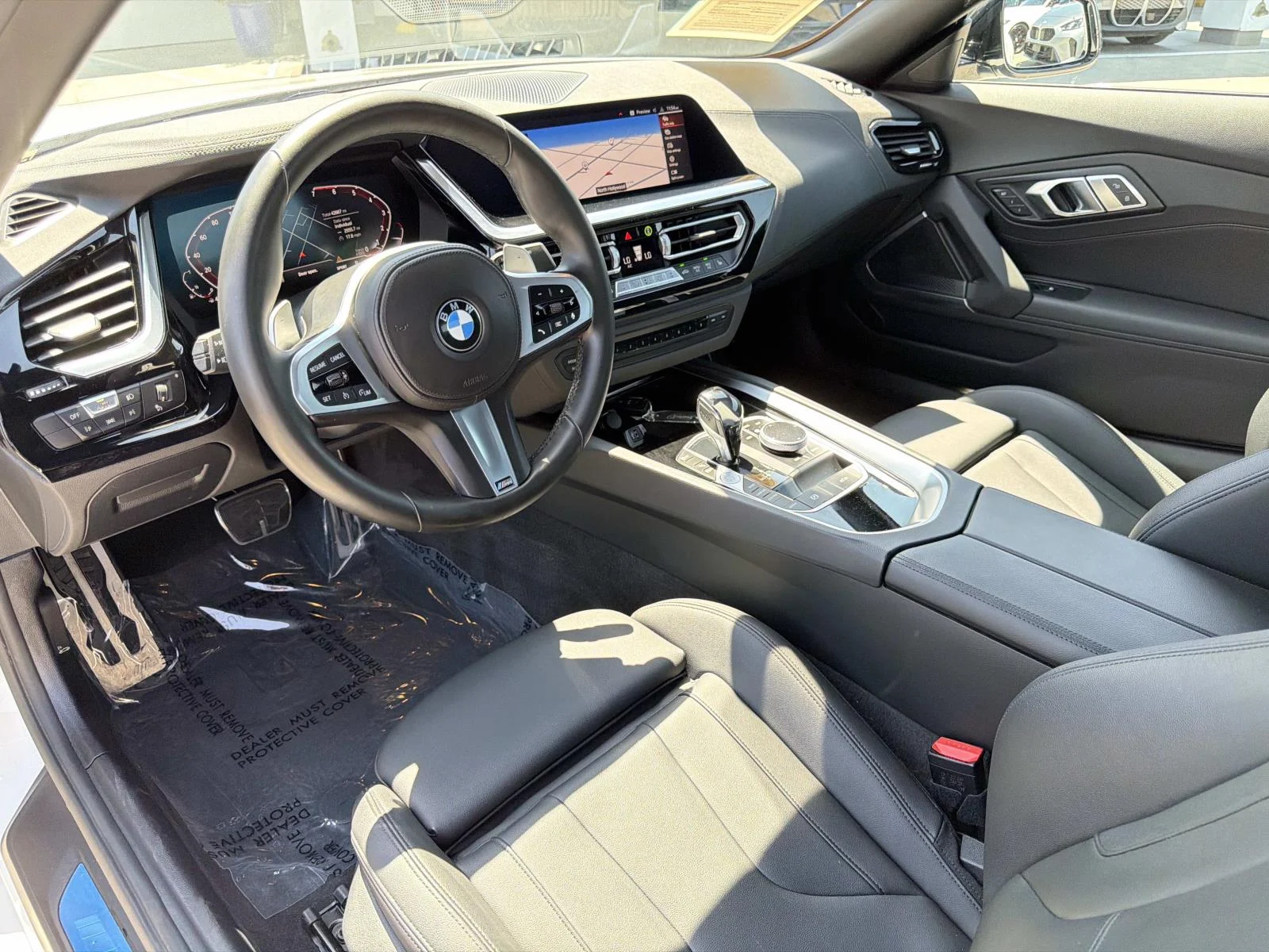 Used 2021 Alpine White BMW sDrive30i Roadster image 10