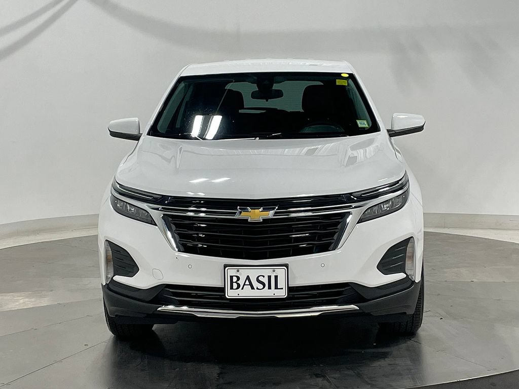 Used 2024 Summit White Chevrolet LT image 8
