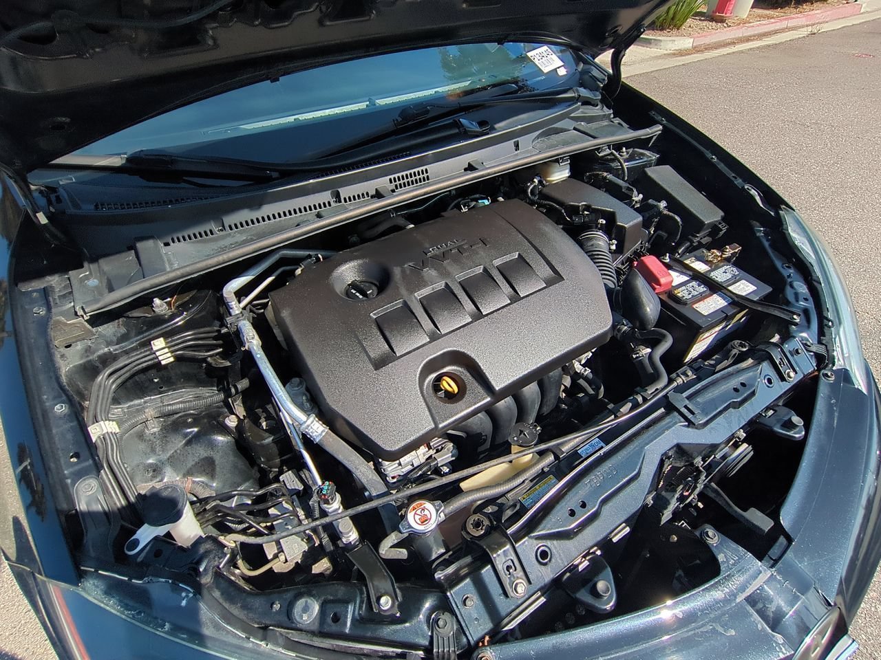 Used 2018 Black Toyota L image 27