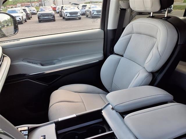 New 2025 Pristine White Metallic Tri-Coat Lincoln Reserve-L image 20