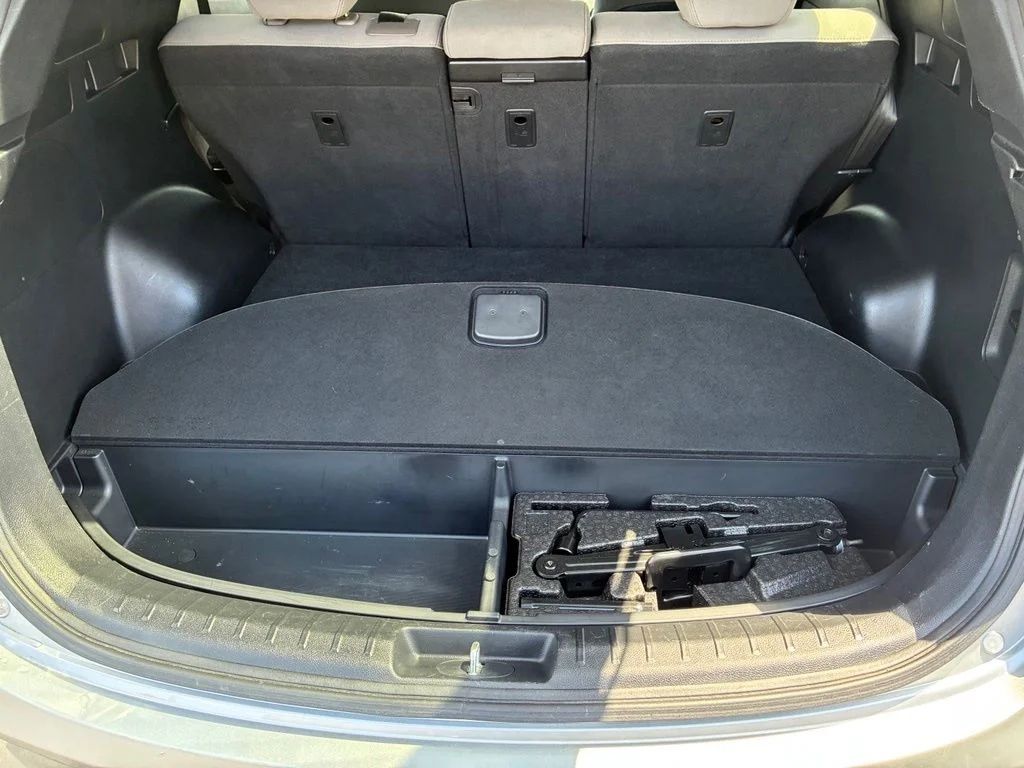 Used 2017 Silver Hyundai 2.4 Base image 49