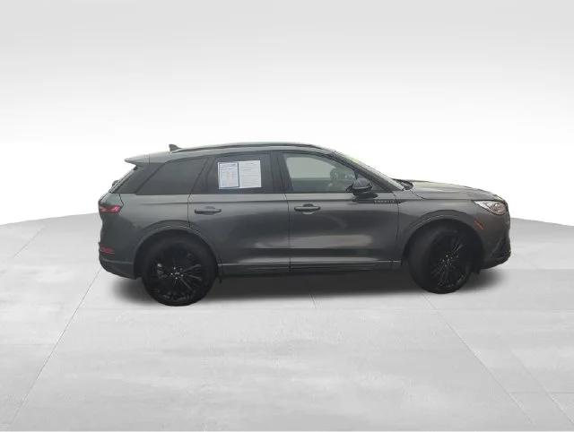 Used 2023 Gray Lincoln Reserve image 12