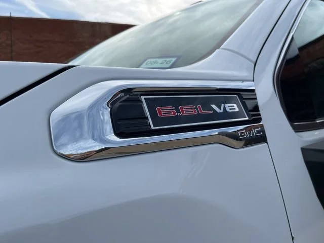 2022 GMC Sierra 2500HD SLT - Photo 10