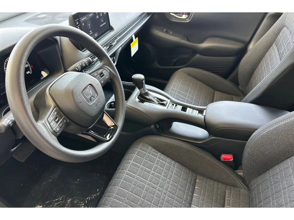 New 2027 Platinum White Pearl Honda LX image 11