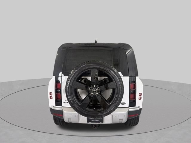 Used 2020 Fuji White Land Rover HSE image 7