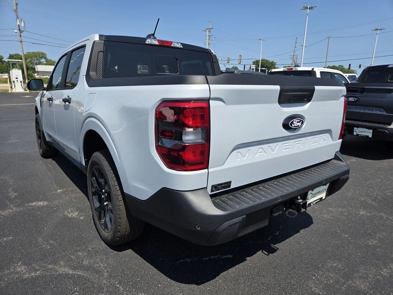 New 2026 Space White Metallic Ford XLT image 5