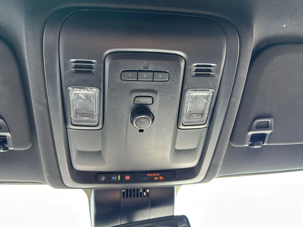 Used 2024 Gray Chevrolet LT image 29