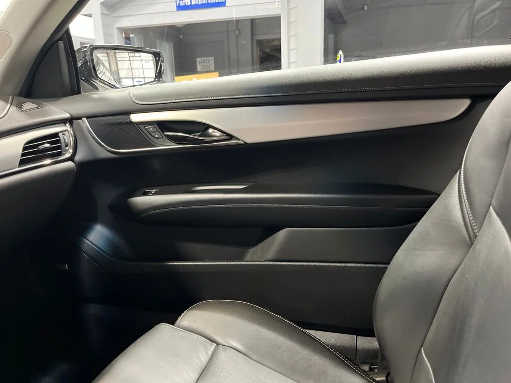 Used 2018 Black Metallic Cadillac 2.0L Turbo Luxury image 15