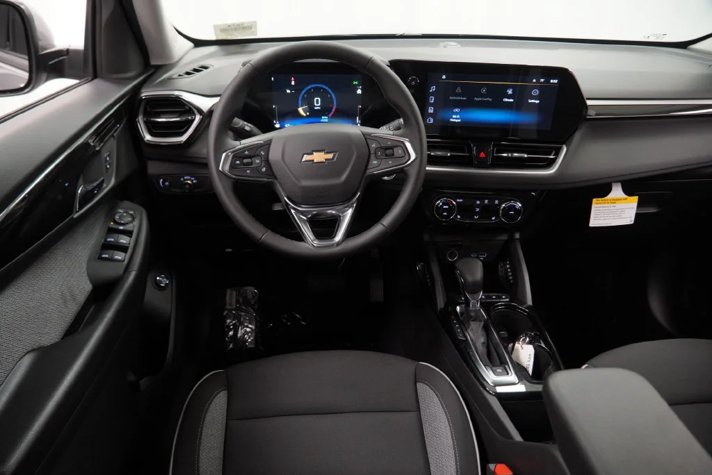New 2026 Sterling Gray Metallic Chevrolet LT image 20