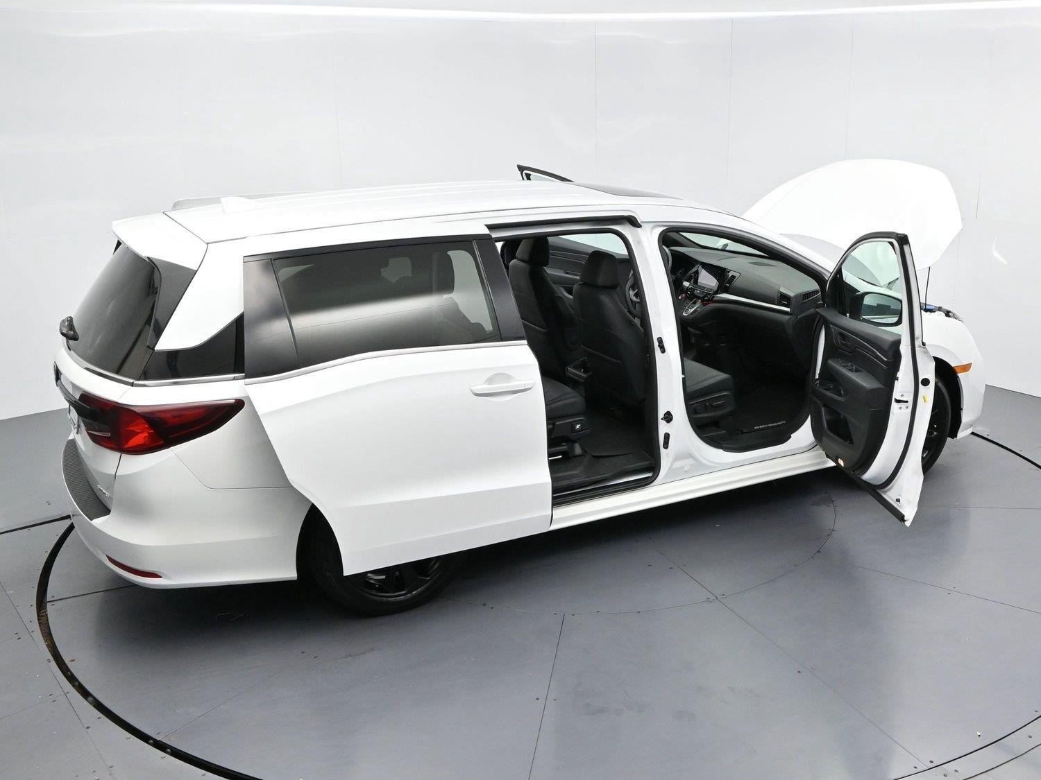 Used 2024 White Honda Sport image 36