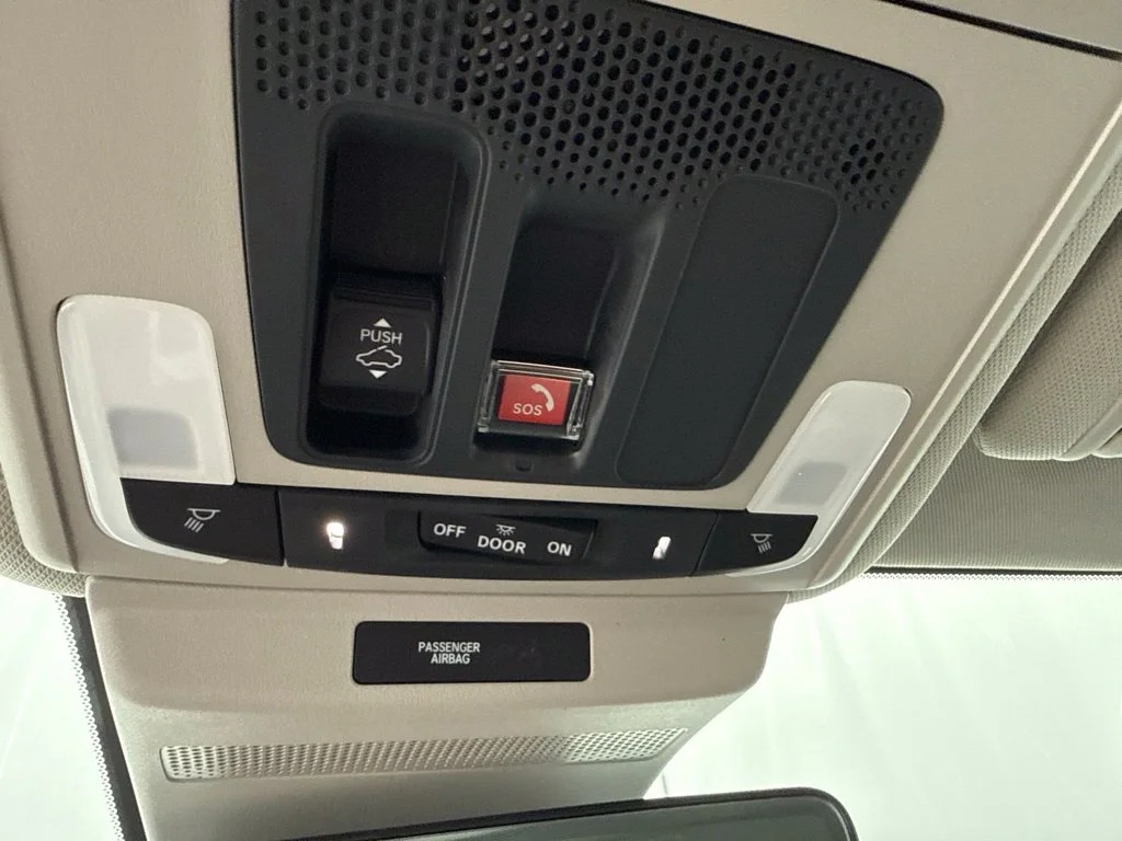 New 2026 Urban Gray Pearl Honda Touring image 22