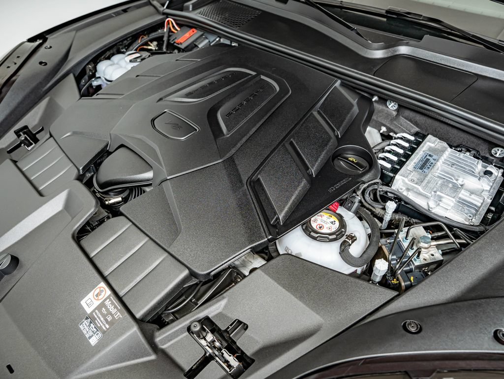 2025 Porsche Cayenne Coup E-Hybrid - Photo 44