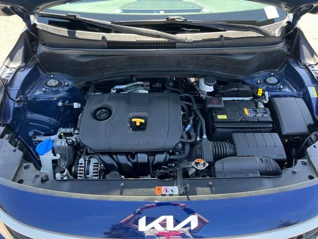 Used 2025 Dark Ocean Blue Kia LX image 28