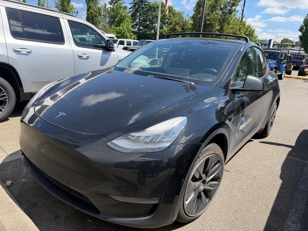 2021 Tesla Model Y Long Range Dual Motor All-Wheel Drive's photo