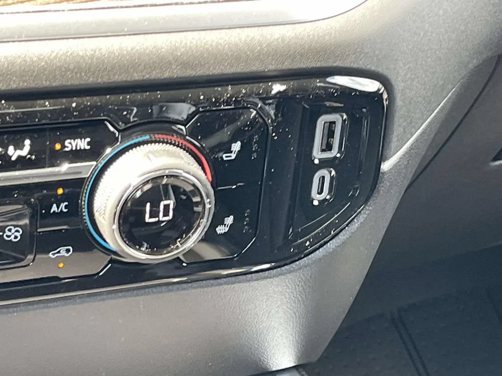 2026 Chevrolet Silverado 3500 HD LT - Photo 21
