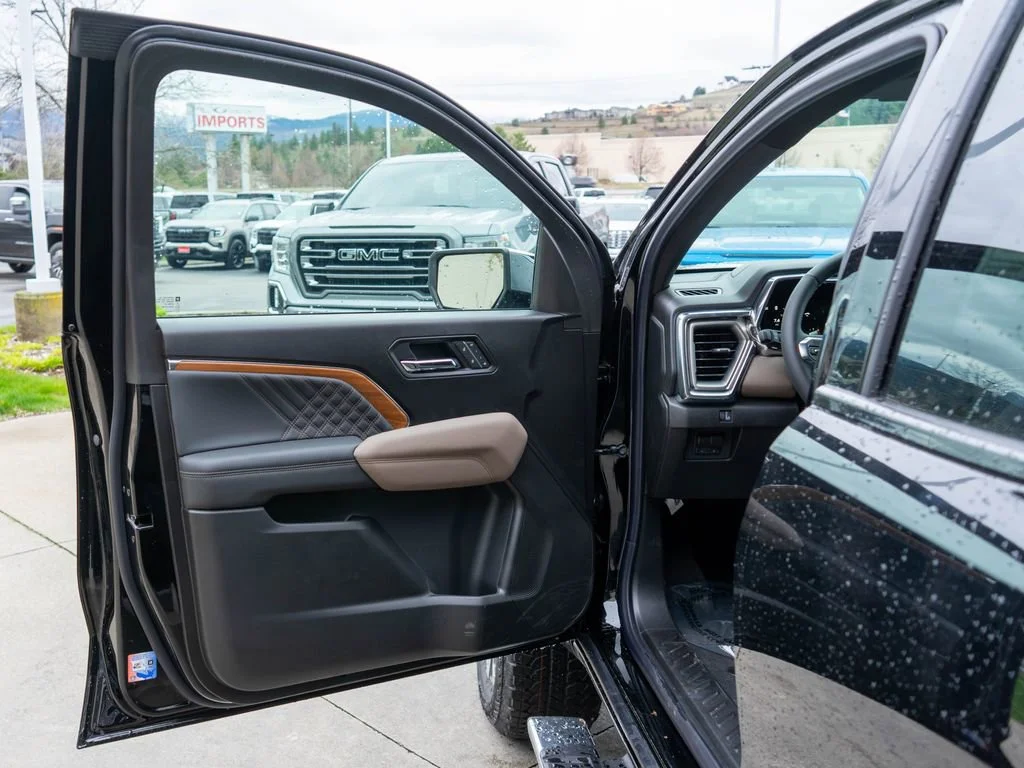 2026 GMC Canyon Denali - Photo 16