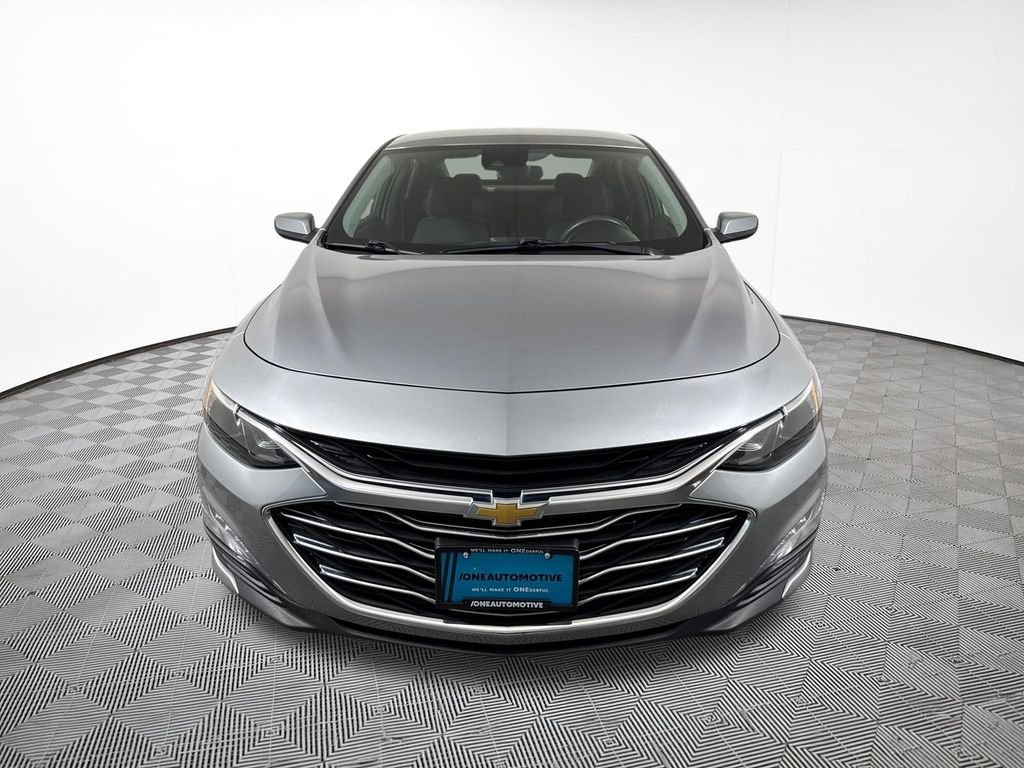Used 2024 Gray Chevrolet LT image 3