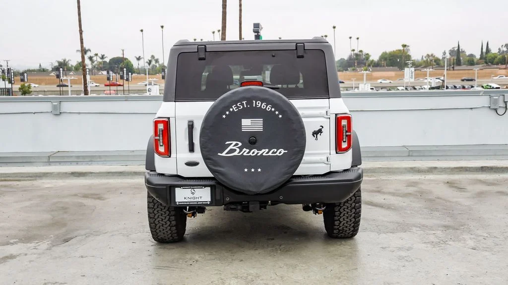 Used 2022 White Ford Badlands image 8