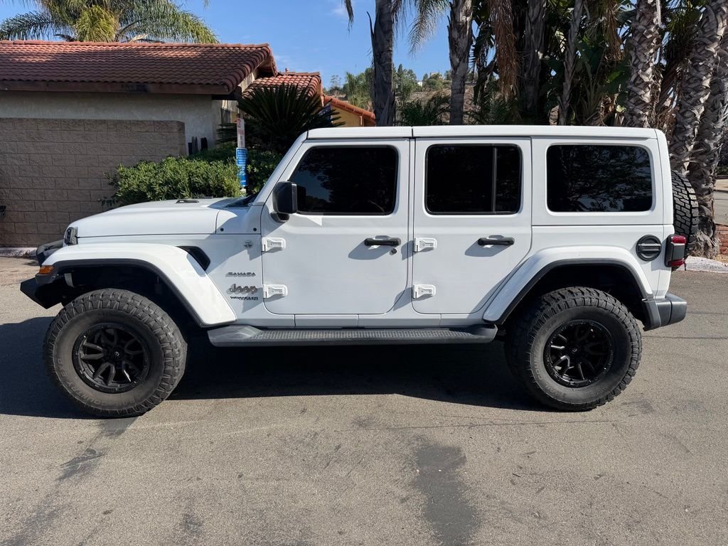 Used 2020 White Jeep Unlimited Sahara image 8