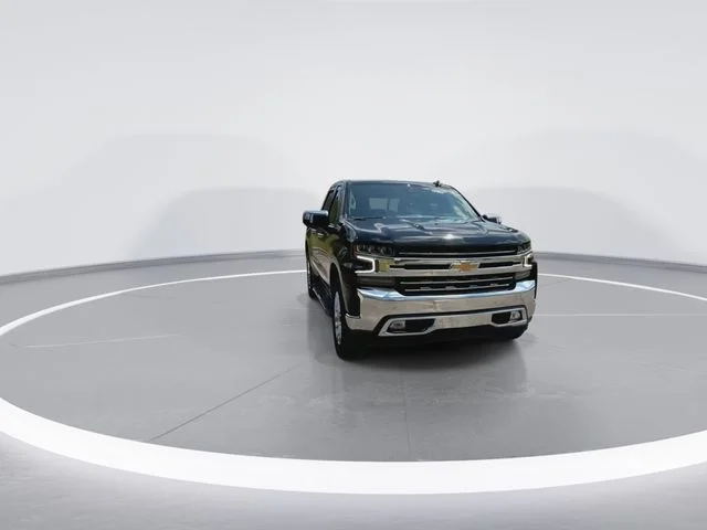 Used 2022 Black Chevrolet LTZ image 3