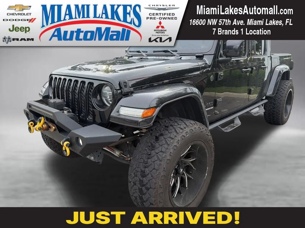 Used 2021 Black Clearcoat Jeep Overland image 1