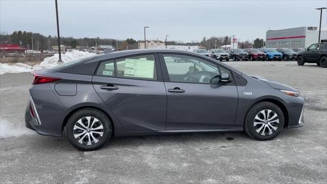 Certified Used 2021 Magnetic Gray Metallic Toyota XLE image 9