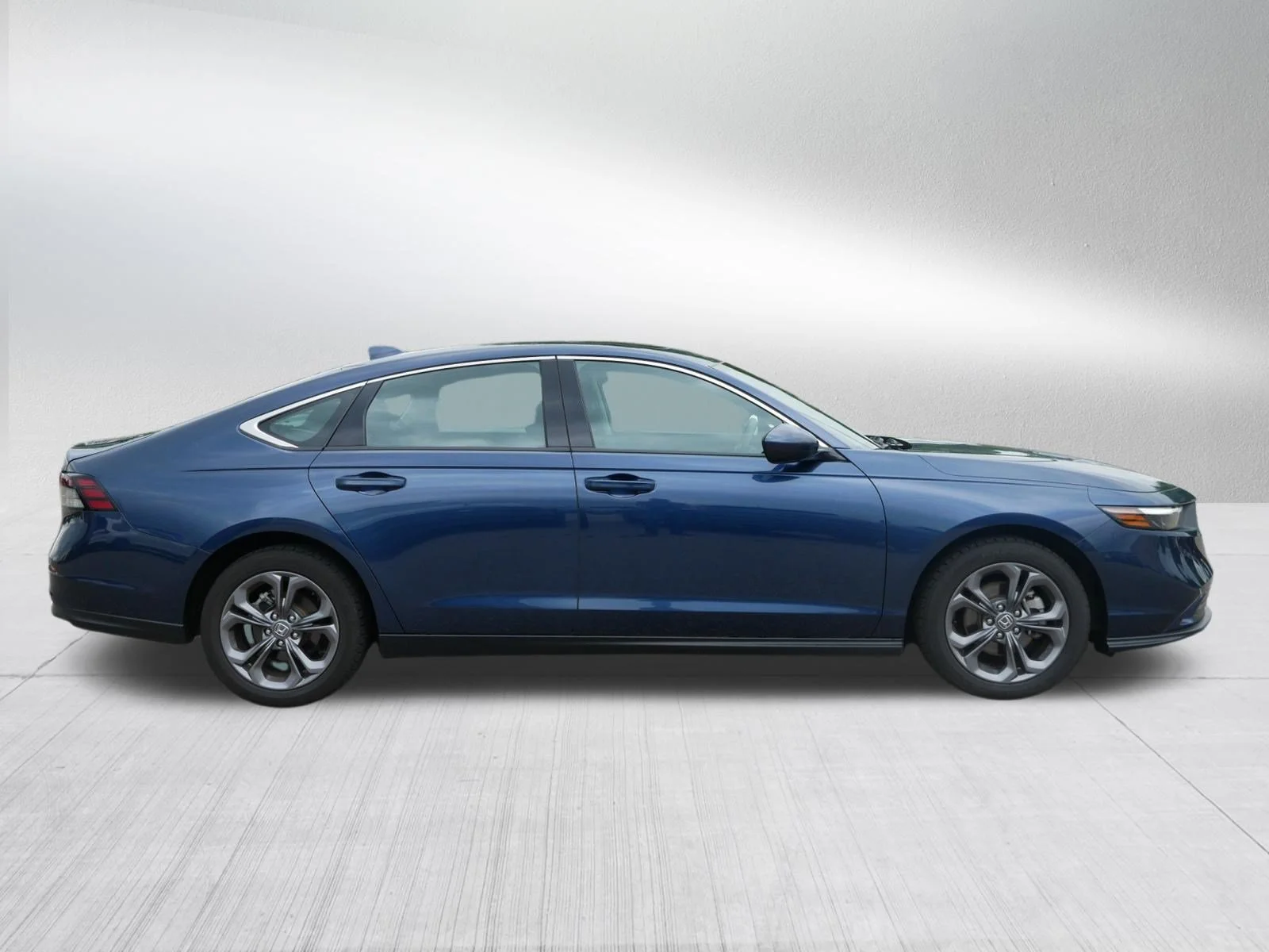 2023 Honda Accord EX - Photo 8