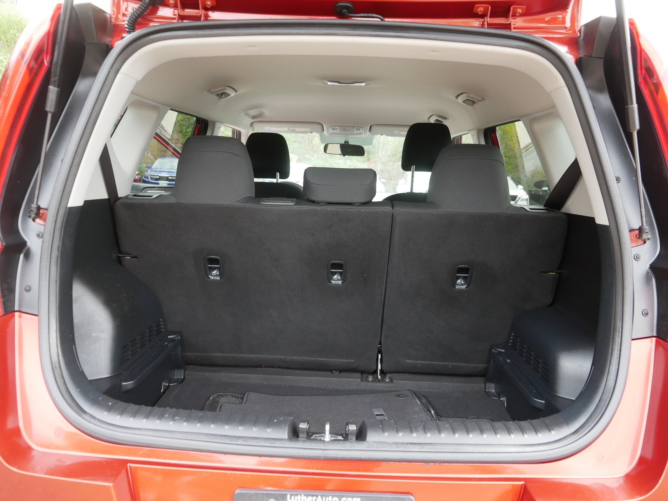Used 2021 Mars Orange Kia LX image 18