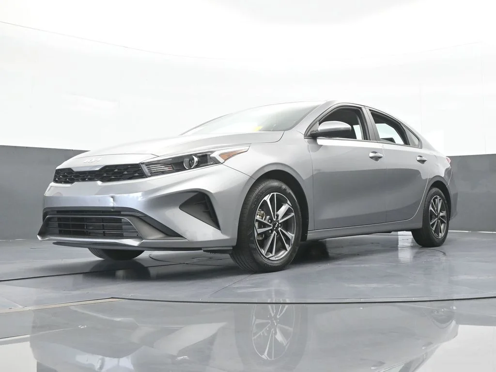 Used 2024 Steel Gray Kia LXS image 46