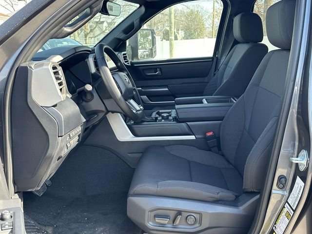 2026 Toyota Tundra SR5 - Photo 15