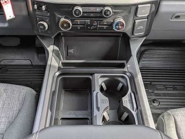 New 2026 Oxford White Ford F-250® XLT image 20