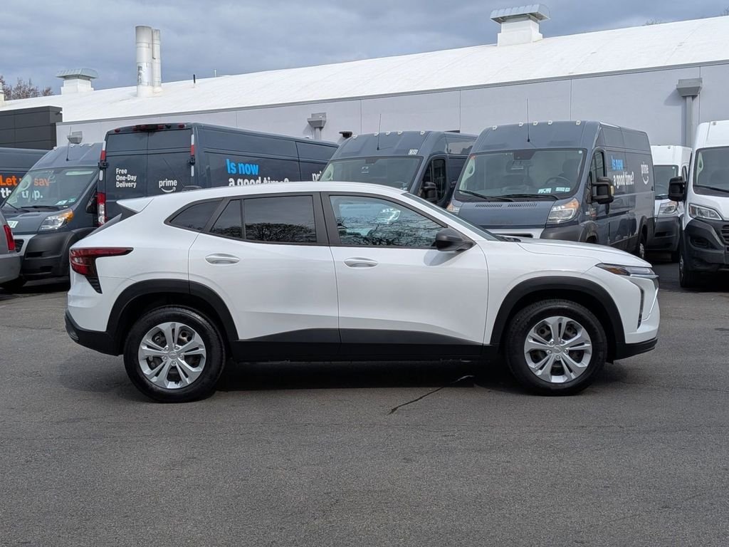 Used 2024 White Chevrolet LS image 2