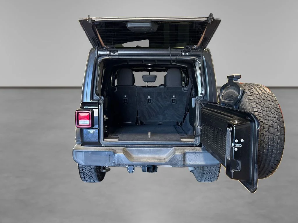 Certified Used 2018 Black Clearcoat Jeep Unlimited Sport S image 12