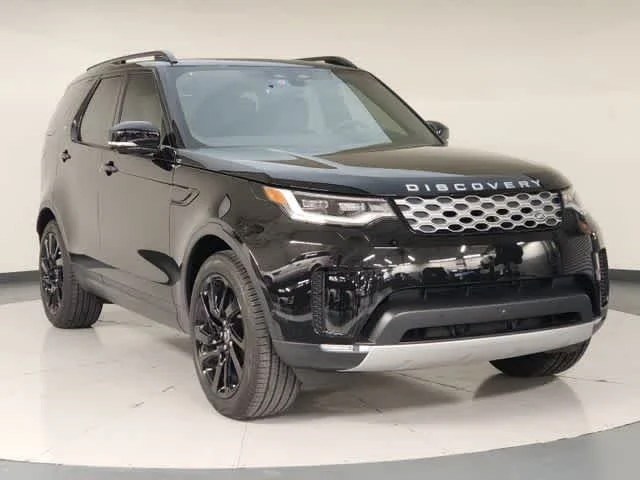 Used 2025 Santorini Black Metallic Land Rover S image 7