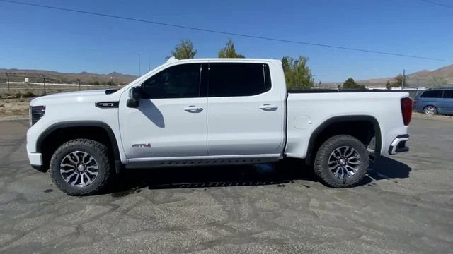 Used 2022 Summit White GMC AT4 image 5