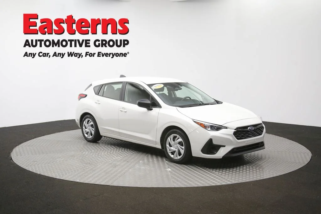 Used 2024 White Subaru Base image 46