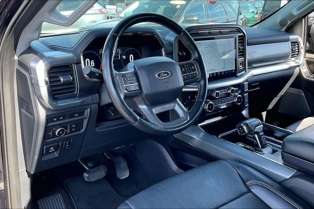 Used 2022 Blue Ford Lariat image 13