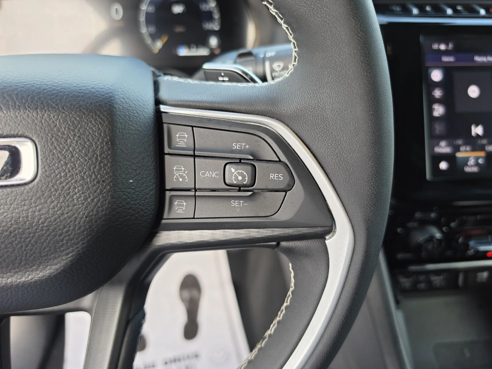 Used 2024 Gray Jeep Laredo X image 35