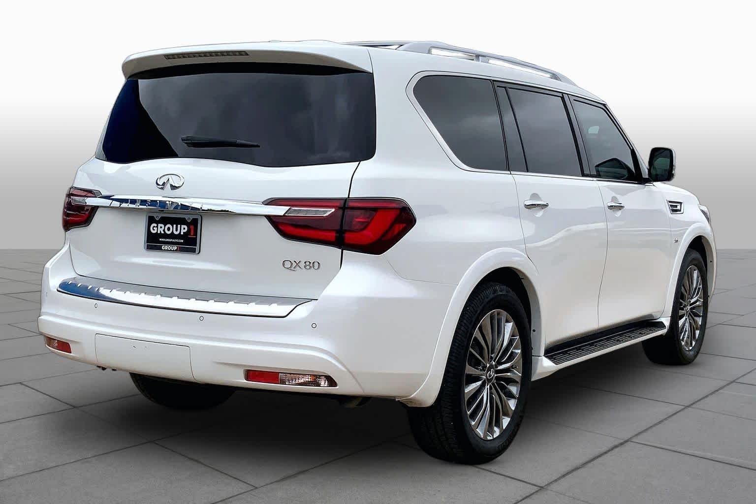 Used 2019 Moonstone White INFINITI LUXE image 13