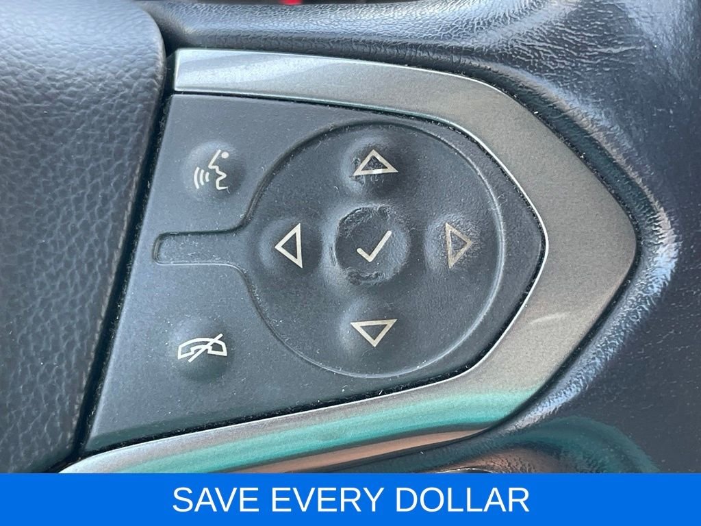 Used 2019 White Chevrolet LT image 17
