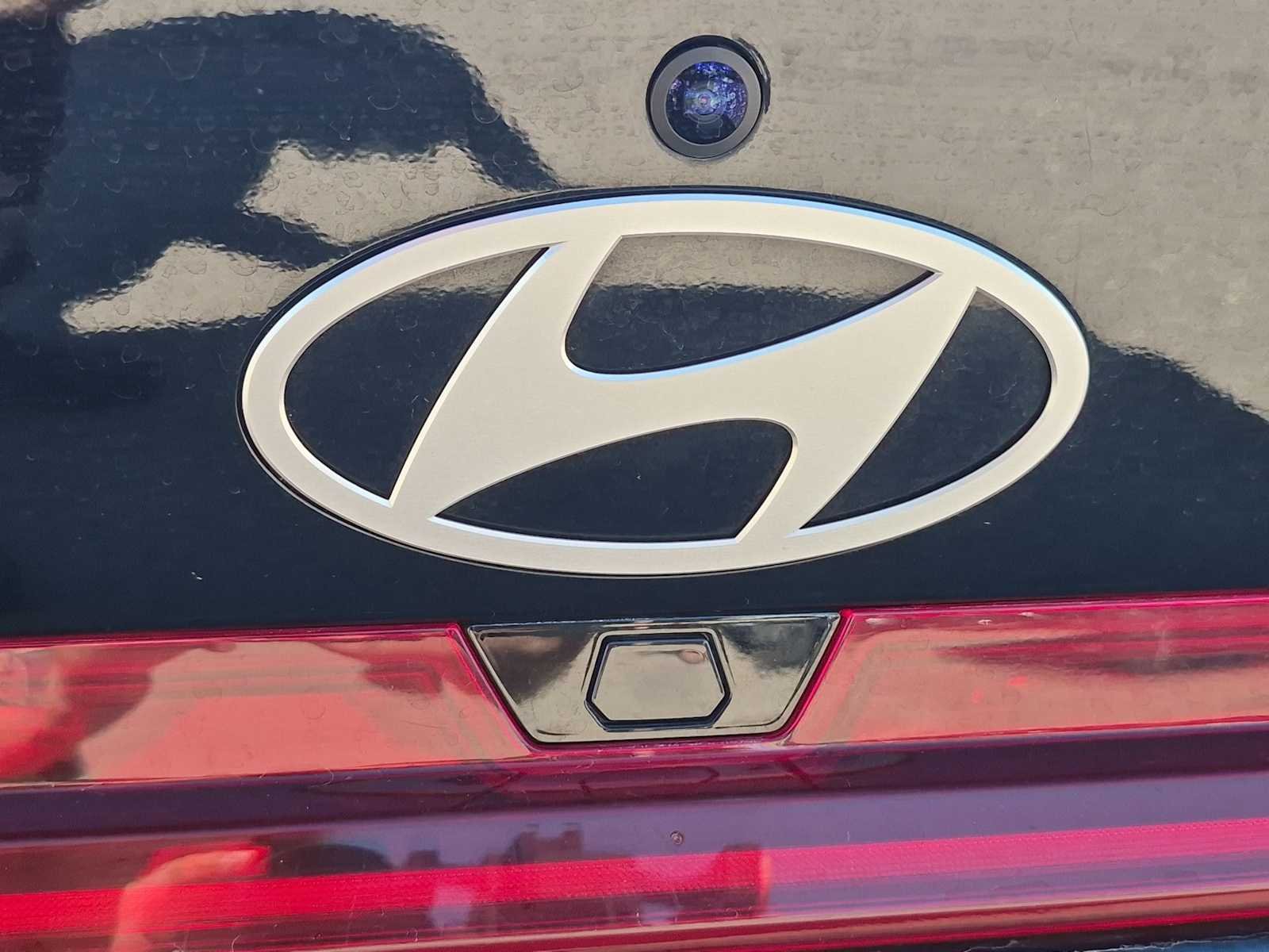Certified Used 2025 Abyss Black Hyundai SEL Sport image 11