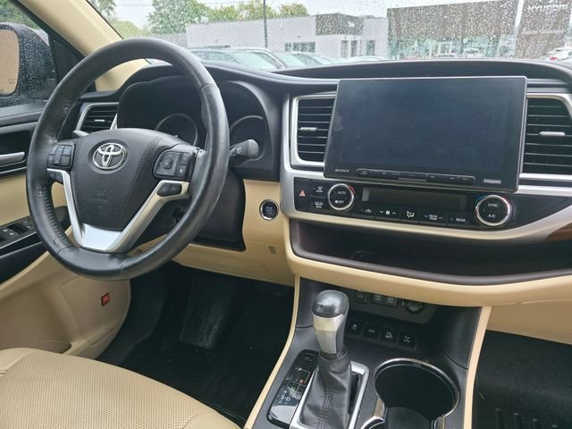 2017 Toyota Highlander Limited Platinum - Photo 11