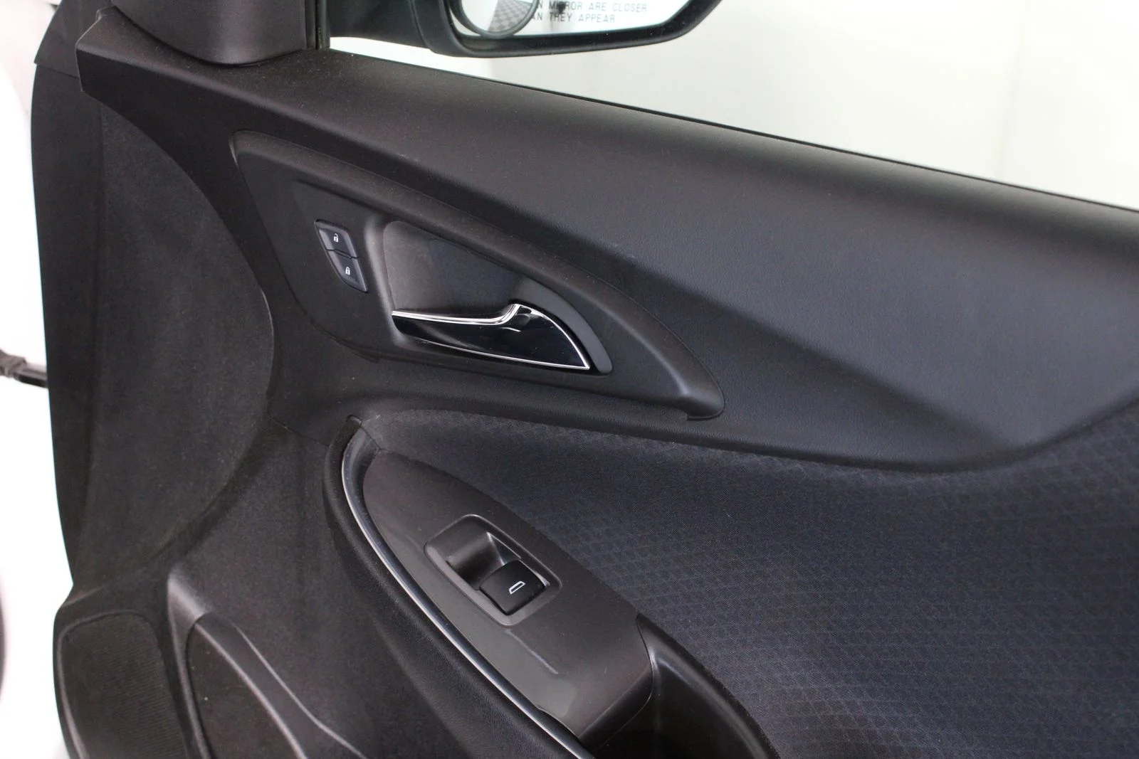 Used 2017 White Chevrolet LT image 26