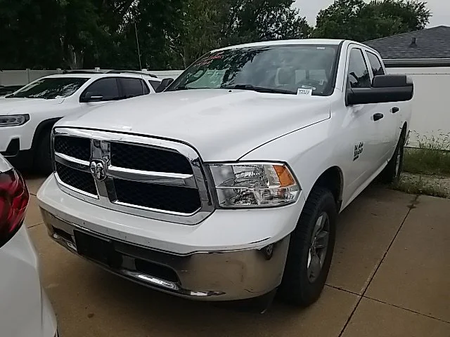 Used 2023 White Ram SLT image 9