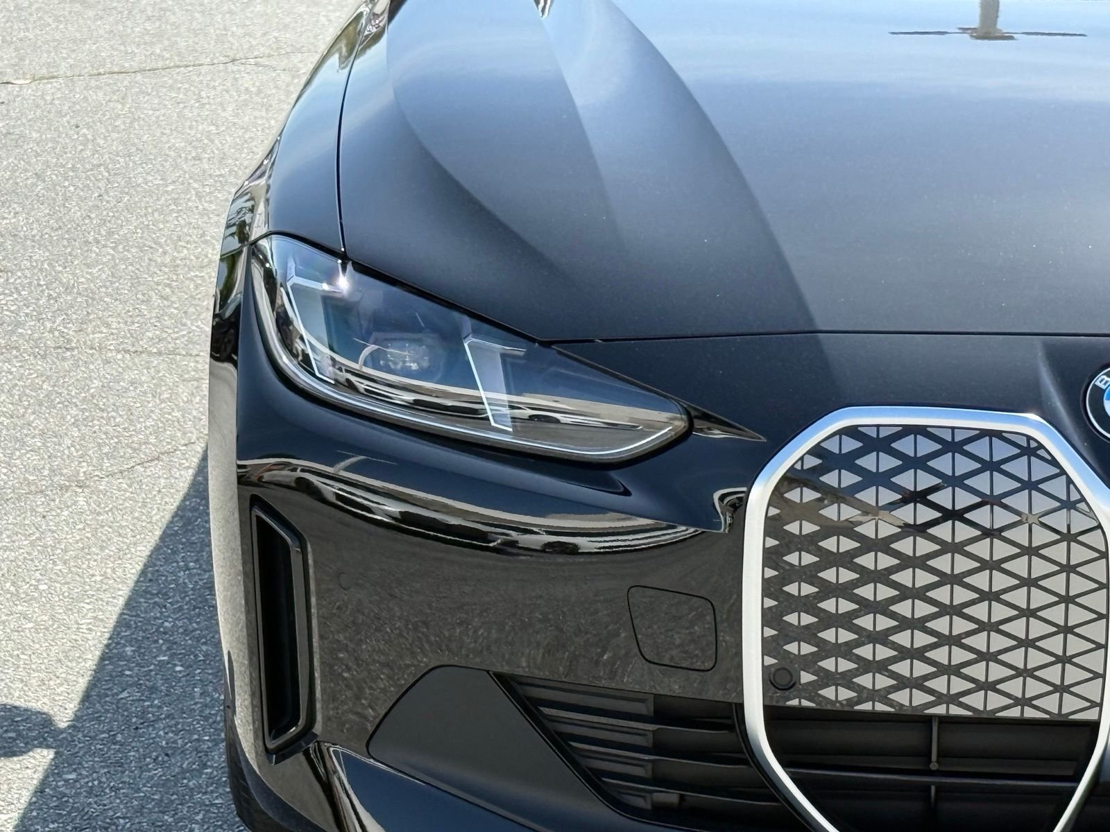 New 2026 Jet Black BMW eDrive40 image 13