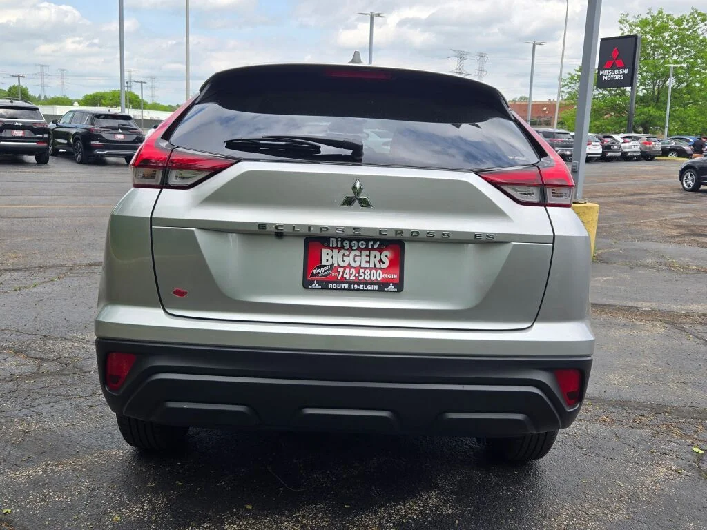 New 2026 Gray Mitsubishi ES image 11